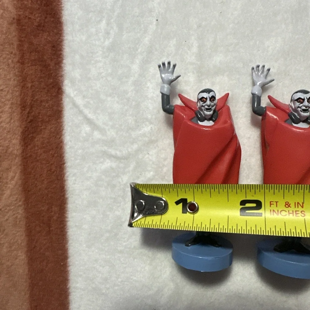 Scooby Doo, Chess Piece Knight Dracula Set Of  2 !  Cartoon Network ! Halloween!